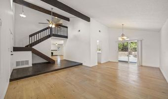 2325 Parkway Dr, Camarillo, CA 93010