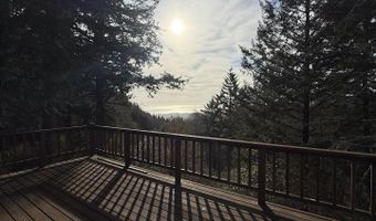 17360 MOUNTAIN Dr, Brookings, OR 97415