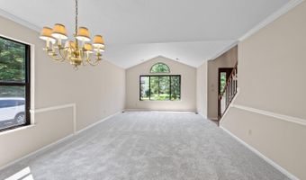 8240 Woodglen Dr, Anderson Twp., OH 45255