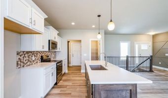 504 11th St, Adair, IA 50002