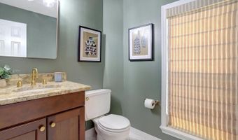 18 S MONTANA St, Arlington, VA 22204