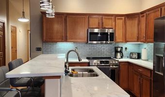 3210 Leverett Ct, Alton, IL 62002