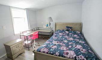 172 Garland St, Bangor, ME 04401