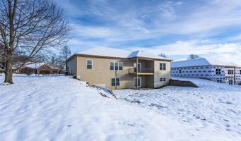9 Fairway Ct, Alton, IL 62002