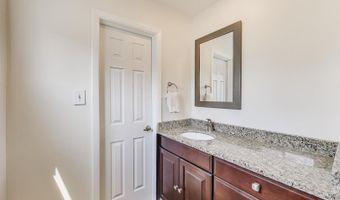 206 W Hintz Rd, Arlington Heights, IL 60004