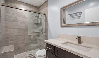 5414 Newcastle Ave 66, Encino, CA 91316