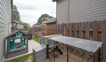 408 SUNSET Ct, Amity, OR 97101