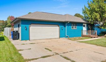 1742 E SYLVAN Ave, Appleton, WI 54915