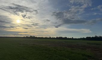 002 Huxford Rd, Atmore, AL 36502