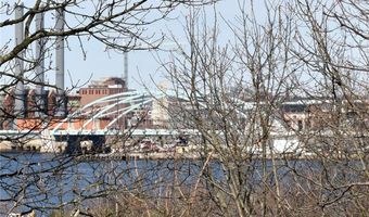 222 Second St, East Providence, RI 02865