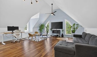 33 Taywood Rd, Auburn, ME 04210