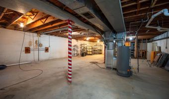 1926 Southwoods Rd, Anderson, IN 46012