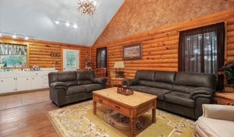 1300 County Road 113 Cabin 3, Alton, MO 65606