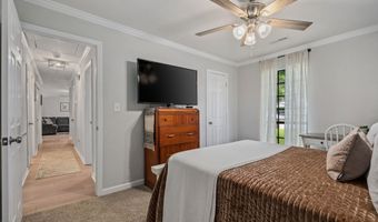 100 HUMMINGBIRD Cir, Alabaster, AL 35007