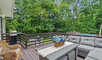 117 Mesa Dr, North Kingstown, RI 02852