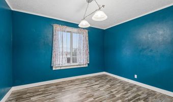 127 Broad St, Auburn, ME 04210