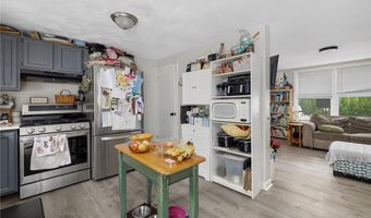 15 Saratoga Rd, North Kingstown, RI 02852