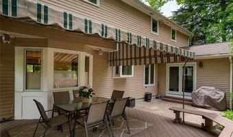 20 Dan Troy Dr, Amherst, NY 14221