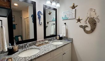 278 The Prado E-4, Apalachicola, FL 32320