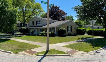 1502 S Harvard Ave, Arlington Heights, IL 60005