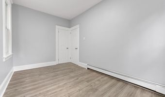 127 W 51ST St, Bayonne, NJ 07002
