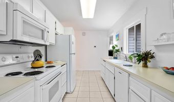 15390 SW DAVIS Rd, Beaverton, OR 97007