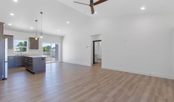 207 W First St W, Carey, ID 83320