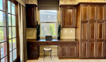 322 Amparo Dr, Escondido, CA 92025