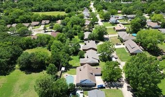 2205 E Foster Dr, Ada, OK 74820