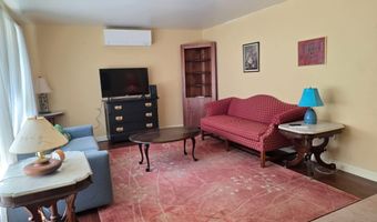 184 Carriage Hill Rd, Brattleboro, VT 05301