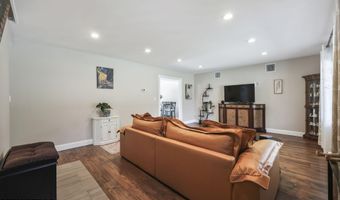 47 Overlea Ln, Aberdeen, NJ 07747