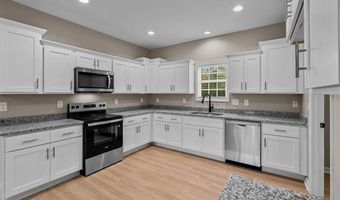 575 Twain Dr, Asheboro, NC 27203