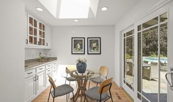 1023 White Gate Rd, Alamo, CA 94507