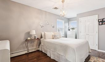 15 5th Ave, Avenel, NJ 07001