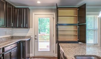 2622 Kellogg Creek Rd, Acworth, GA 30102