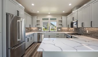 24934 WESTFIELD Ave, Veneta, OR 97487