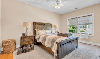 1713 Main St 203, Belmar, NJ 07719