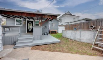 706 S B St, Arkansas City, KS 67005