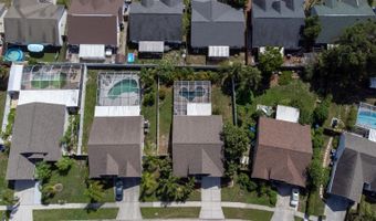 122 ISLAND WATER Way, Apollo Beach, FL 33572