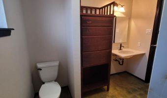 404 Sunbeam Ave, Alamogordo, NM 88310