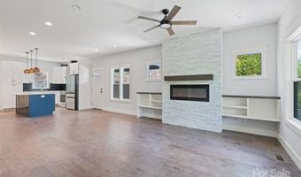 18 Winterhawk Dr, Arden, NC 28704