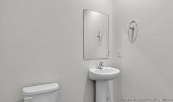 1052 Misty Creek Dr, Aberdeen, NC 28315