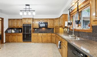 1190 Cambridge Cir, Benton, AR 72019