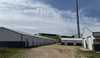 301 Old Dubuque Rd, Anamosa, IA 52205