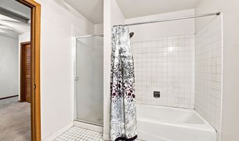 875 N Tamarac Blvd, Addison, IL 60101