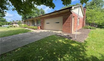 1031 Chevelle Dr, Akron, OH 44319