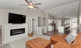 2805 20th St SW, Altoona, IA 50009