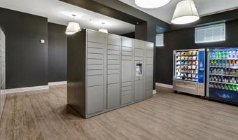 904 MIDBROOK Ln, Bowie, MD 20716