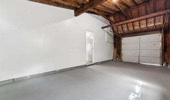 3805 Gilroy Rd, Columbus, OH 43227