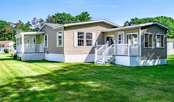 3 Windsor Dr, Alfred, ME 04002